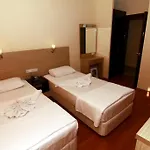 Kleopatra Bavyera 3*