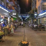 מלון Kleopatra Bavyera