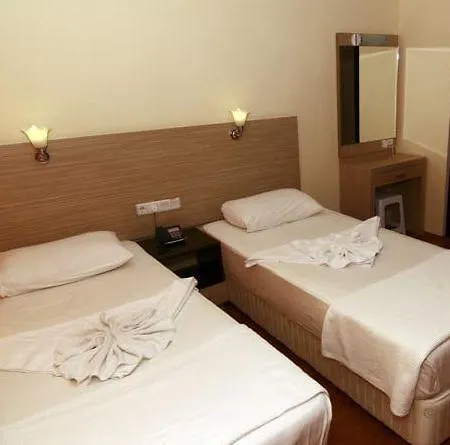 Kleopatra Bavyera アランヤ