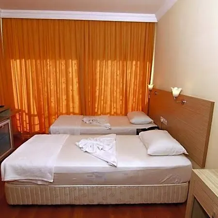 Kleopatra Bavyera Hotel