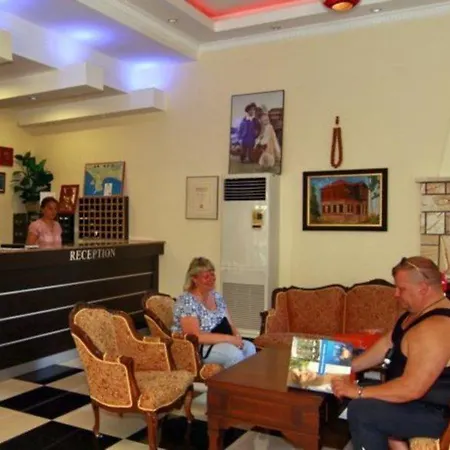 Отель Kleopatra Bavyera 3*