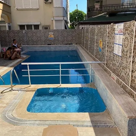 Kleopatra Bavyera Hotel 3*