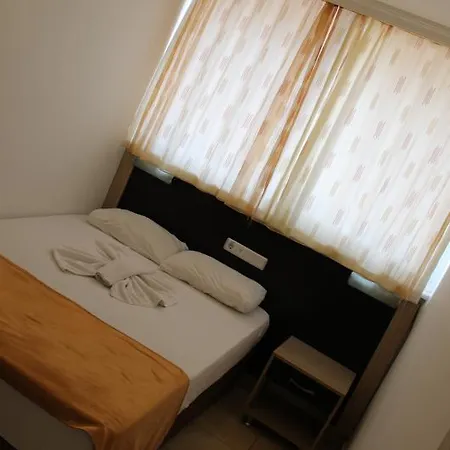 酒店 Kleopatra Bavyera 3*