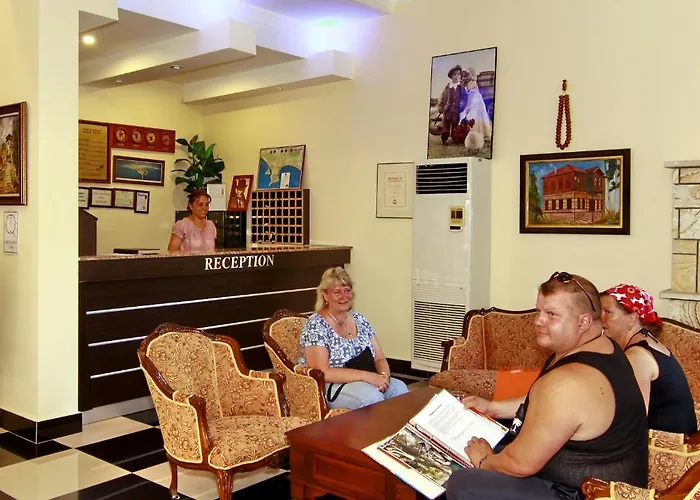 Kleopatra Bavyera Отель Алания