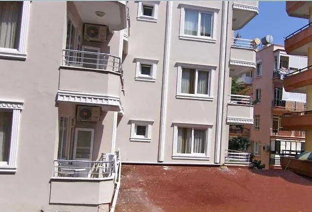 Kleopatra Bavyera 3*